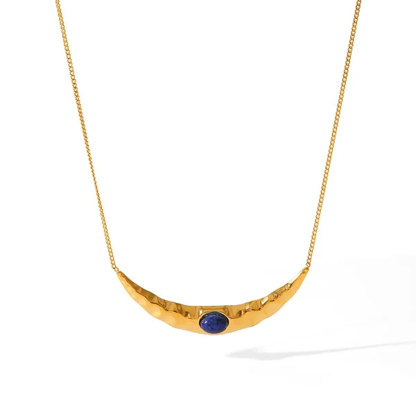 Gold_Retro_Moon_Necklace_For_Women